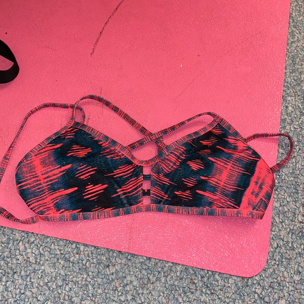 Jolyn bikini top tie-back (Print: Pommers)